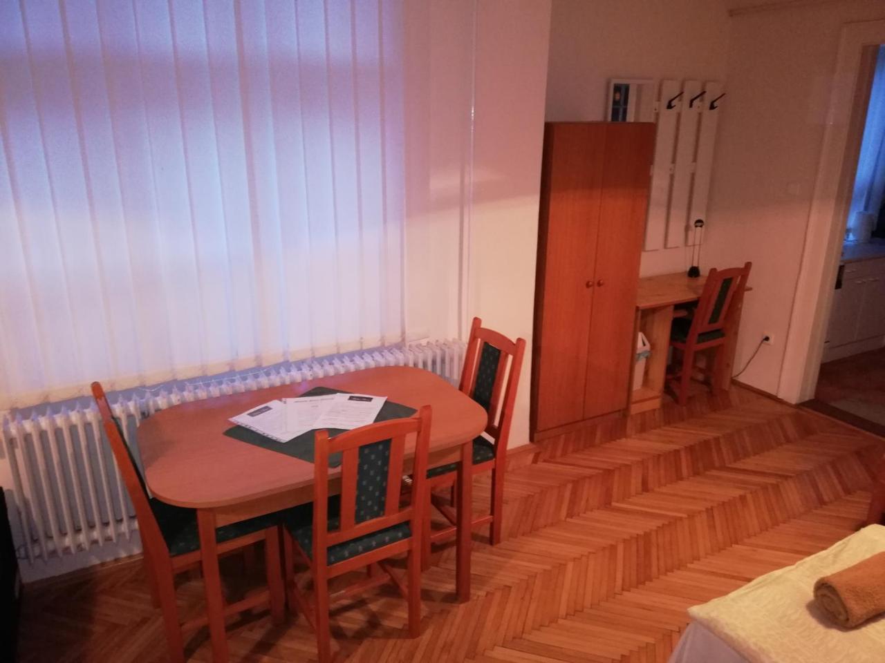 Rakoczi Panzio Ξενοδοχείο Ντέμπρετσεν Εξωτερικό φωτογραφία